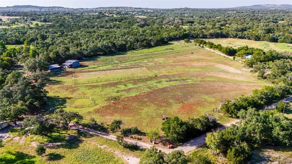 Dripping Springs, TX 78620,1750 Loop 165 LOOP #B