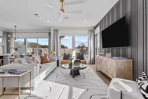 Austin, TX 78744,1034 Brickell LOOP
