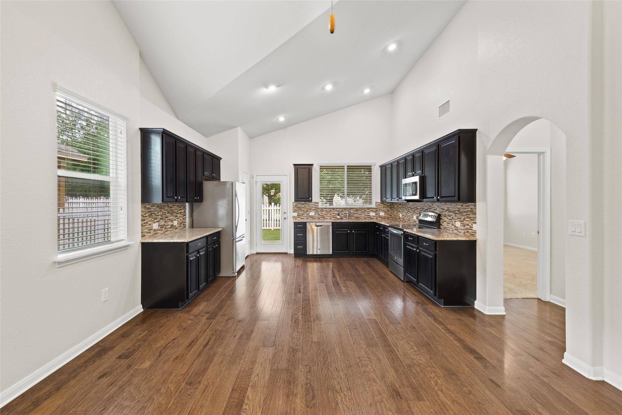 Round Rock, TX 78664,711 Rolling Oak DR #106