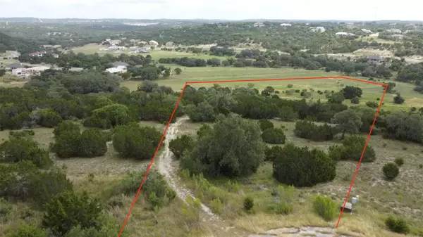 513 Gray Fox LN, Spring Branch, TX 78070