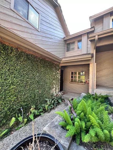 Austin, TX 78731,4217 Creek Ledge DR #123