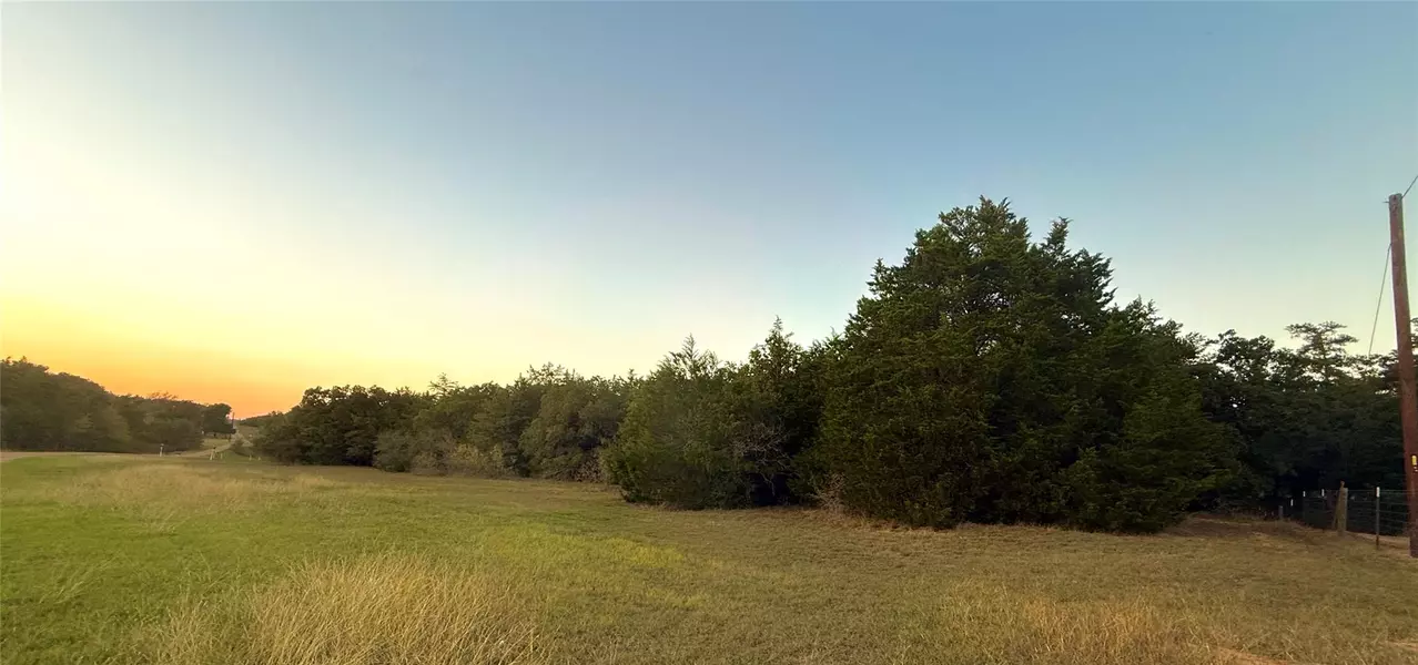 1135 Private Road 7039, Lexington, TX 78947