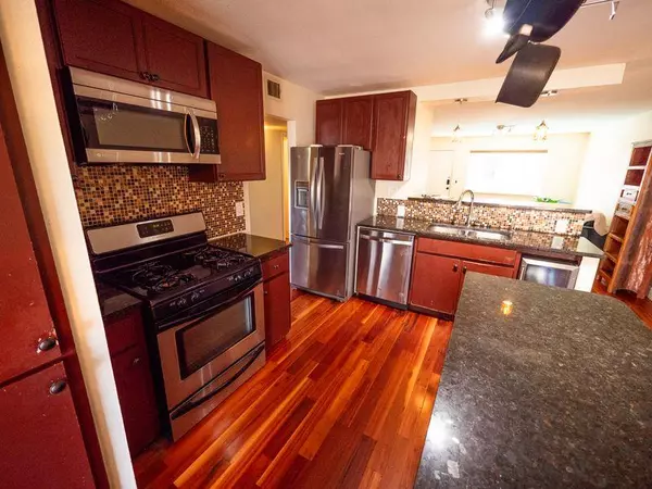Austin, TX 78704,2303 Eastside DR #209