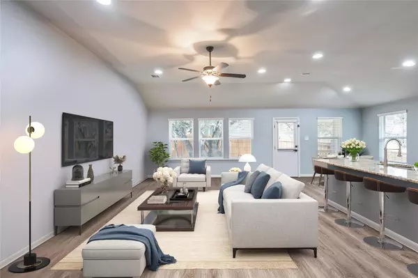 2612 American DR, Lago Vista, TX 78645