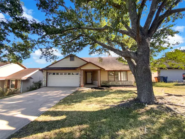 8409 Bargamin DR, Austin, TX 78736