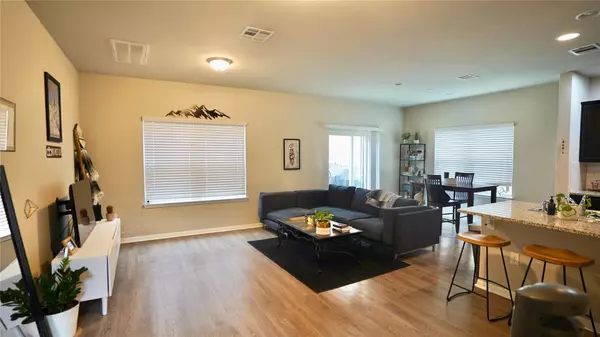 Austin, TX 78744,516 E Slaughter LN #2803