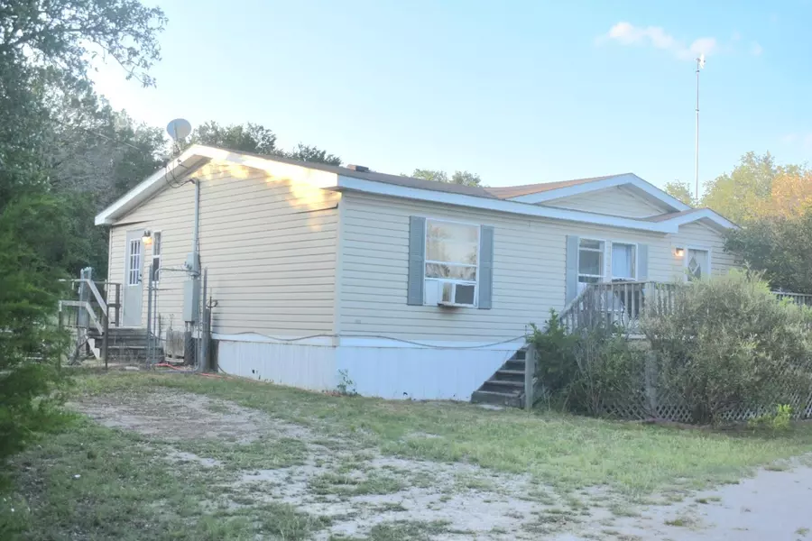 1800 Thousand Oaks TRL, Liberty Hill, TX 78642