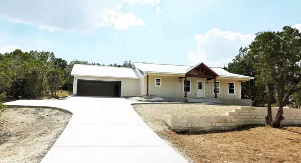 Fischer, TX 78623,684 Appaloosa DR