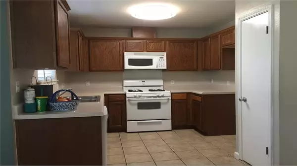 Leander, TX 78641,512 Maplecreek DR