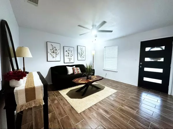 Austin, TX 78745,6010 Waycross DR