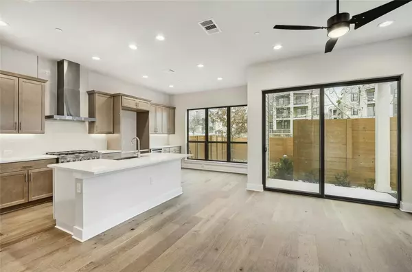 Austin, TX 78704,2707 Dulce LN #14