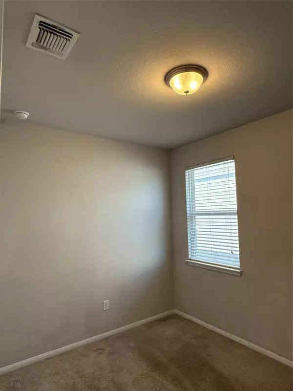 Austin, TX 78744,6516 Ranchito DR