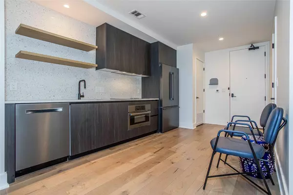 Austin, TX 78701,48 East Ave #2106