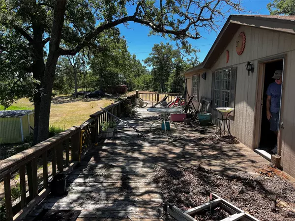 Paige, TX 78659,123 Lakeshore DR