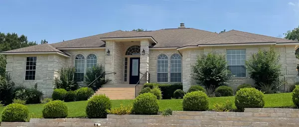 402 Palos Verdes DR, Lakeway, TX 78734
