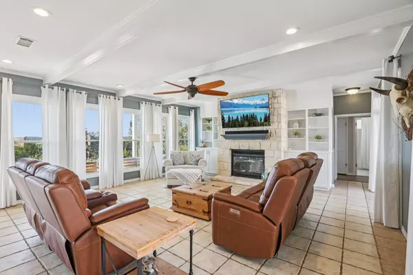 Lago Vista, TX 78645,5101 Country Club DR