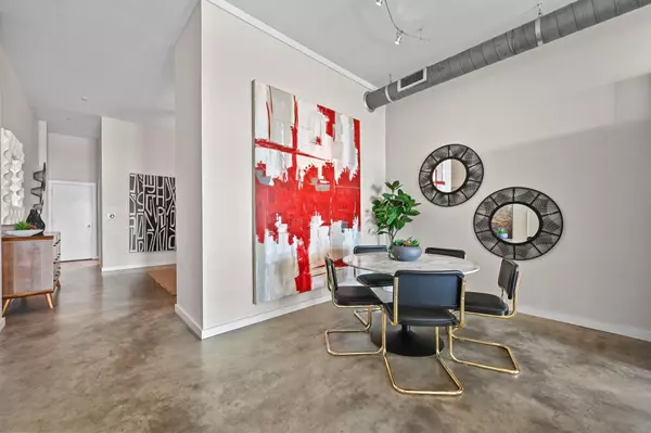 Austin, TX 78702,2124 E 6th ST #420