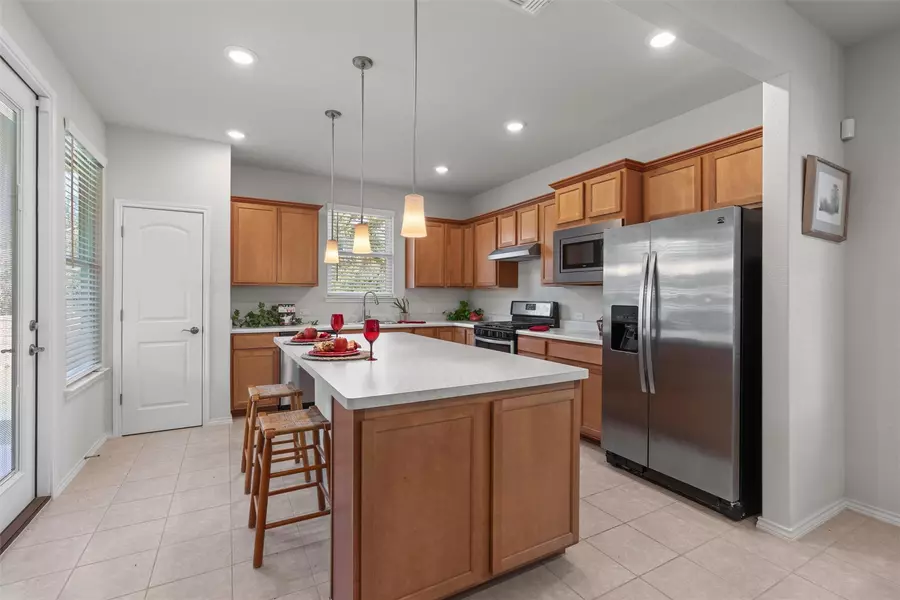 502 Saratoga LN, Georgetown, TX 78633