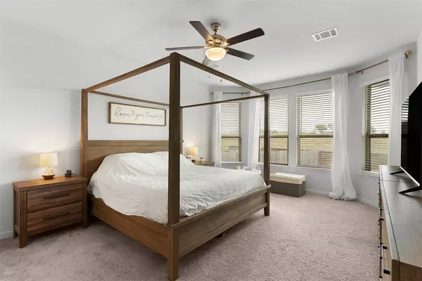 New Braunfels, TX 78130,915 Blue Violet