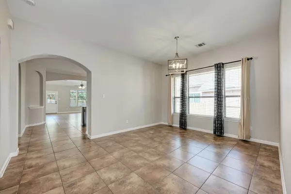 Austin, TX 78717,108 Latitude LN