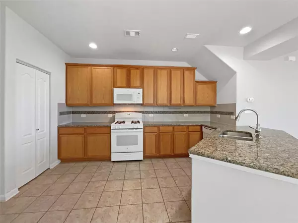 Kyle, TX 78640,1705 Arbor Knot DR