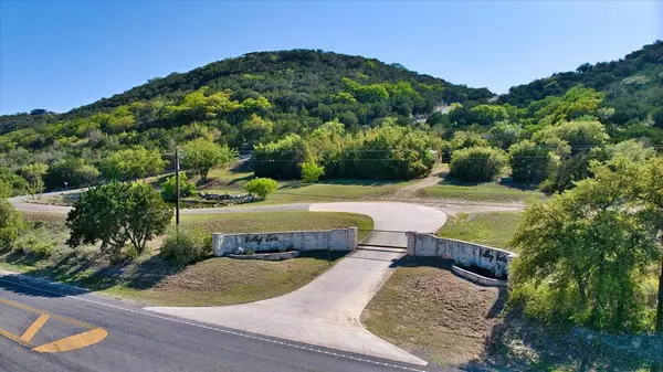 134 Valley Vista DR, Concan, TX 78838