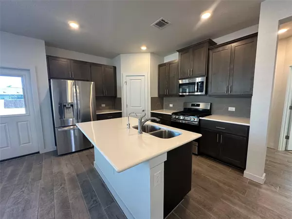 Hutto, TX 78634,212 Whisper Rill DR