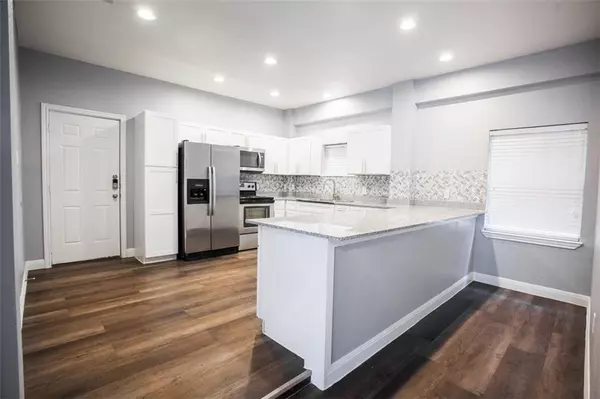 Austin, TX 78705,504 W 35th ST