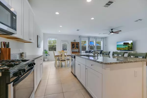San Marcos, TX 78666,229 Mary Max CIR