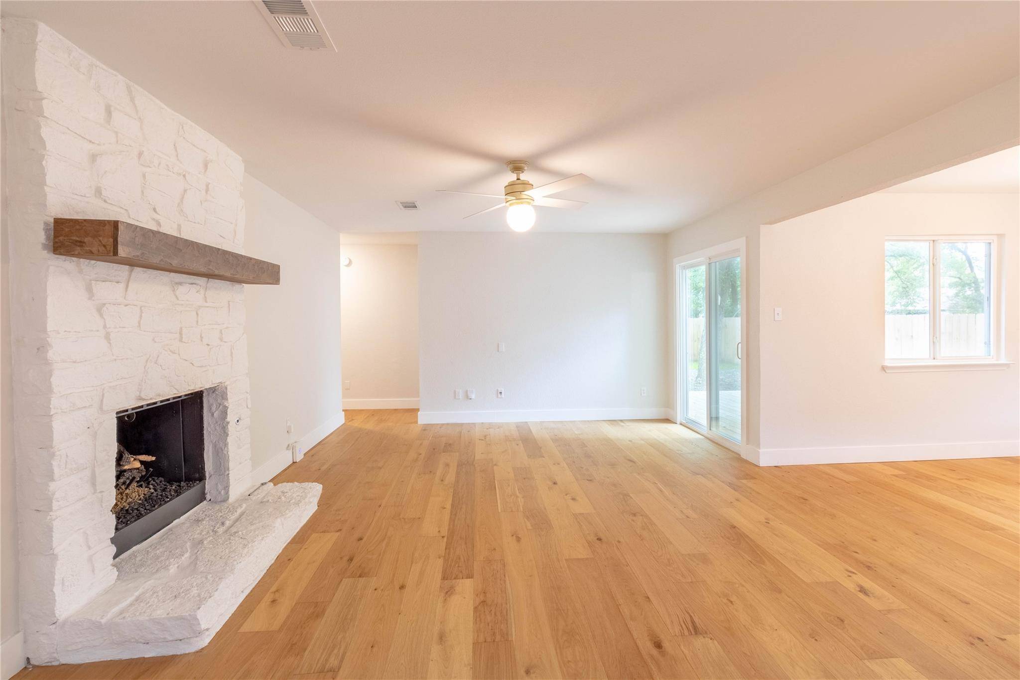 Austin, TX 78749,7707 Copano DR