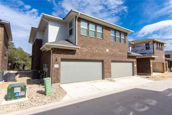Leander, TX 78641,605 W South ST #392