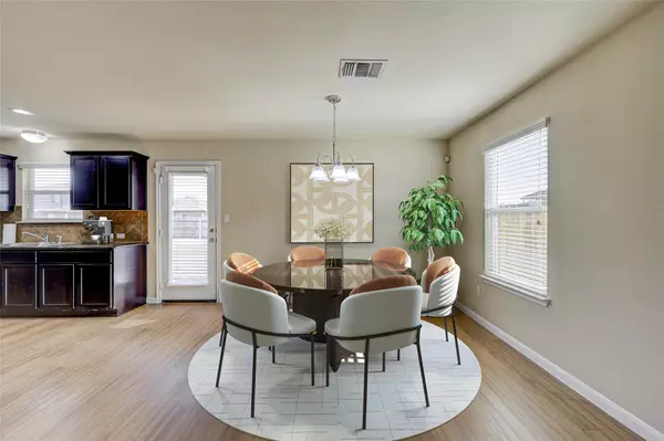 Kyle, TX 78640,267 Voyager CV