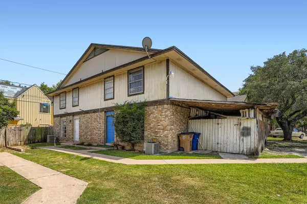 5803 Cougar DR, Austin, TX 78745