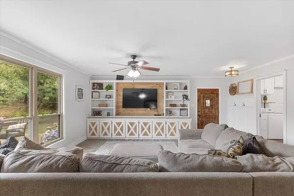 Liberty Hill, TX 78642,200 Rowlett RD