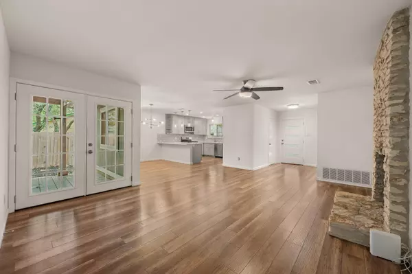 Austin, TX 78749,7604 Beinville CV
