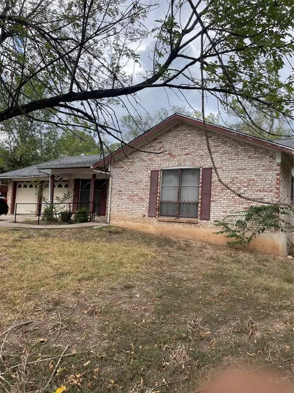 Austin, TX 78721,5106 Woodmoor DR