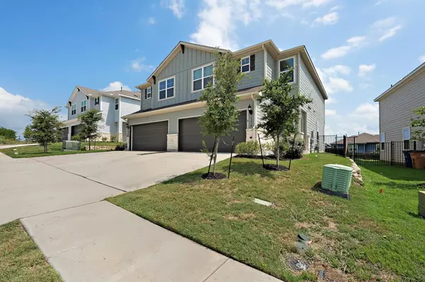 15216B Sweet Mimosa DR, Del Valle, TX 78617