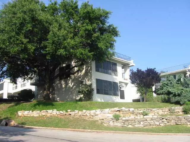 5916 Lago Vista WAY #B18, Lago Vista, TX 78645