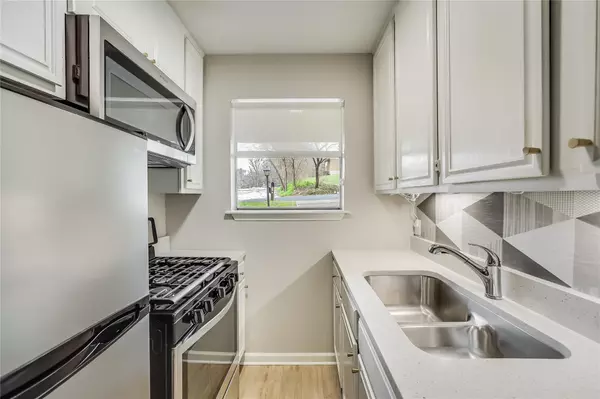 Austin, TX 78741,1612 Elmhurst DR #B