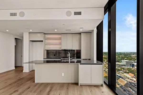 Austin, TX 78701,610 Davis ST #2902