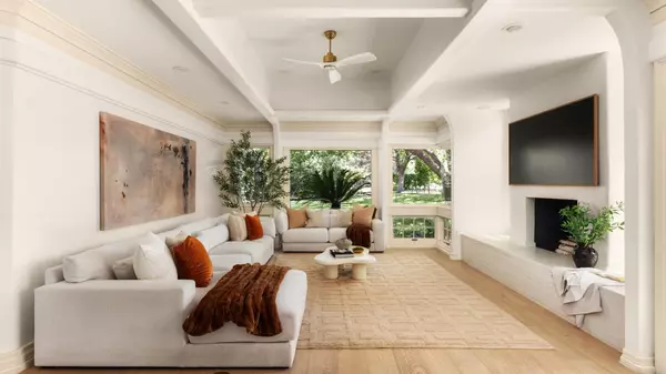 Austin, TX 78735,2036 Wimberly LN