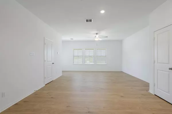 Jarrell, TX 76537,212 Carmel Canyon TRL