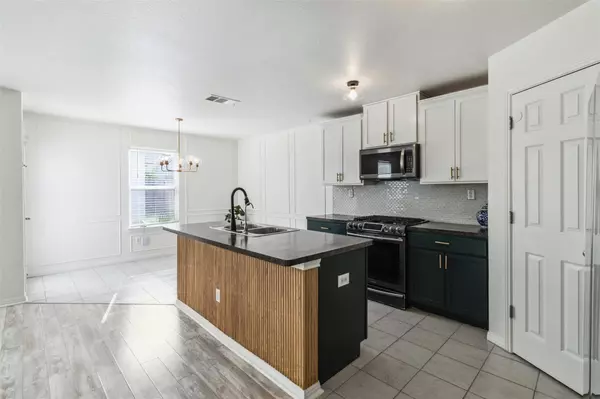 San Marcos, TX 78666,137 Preston TRL