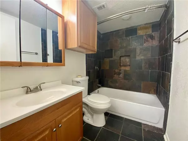 Austin, TX 78705,3000 Guadalupe ST #116