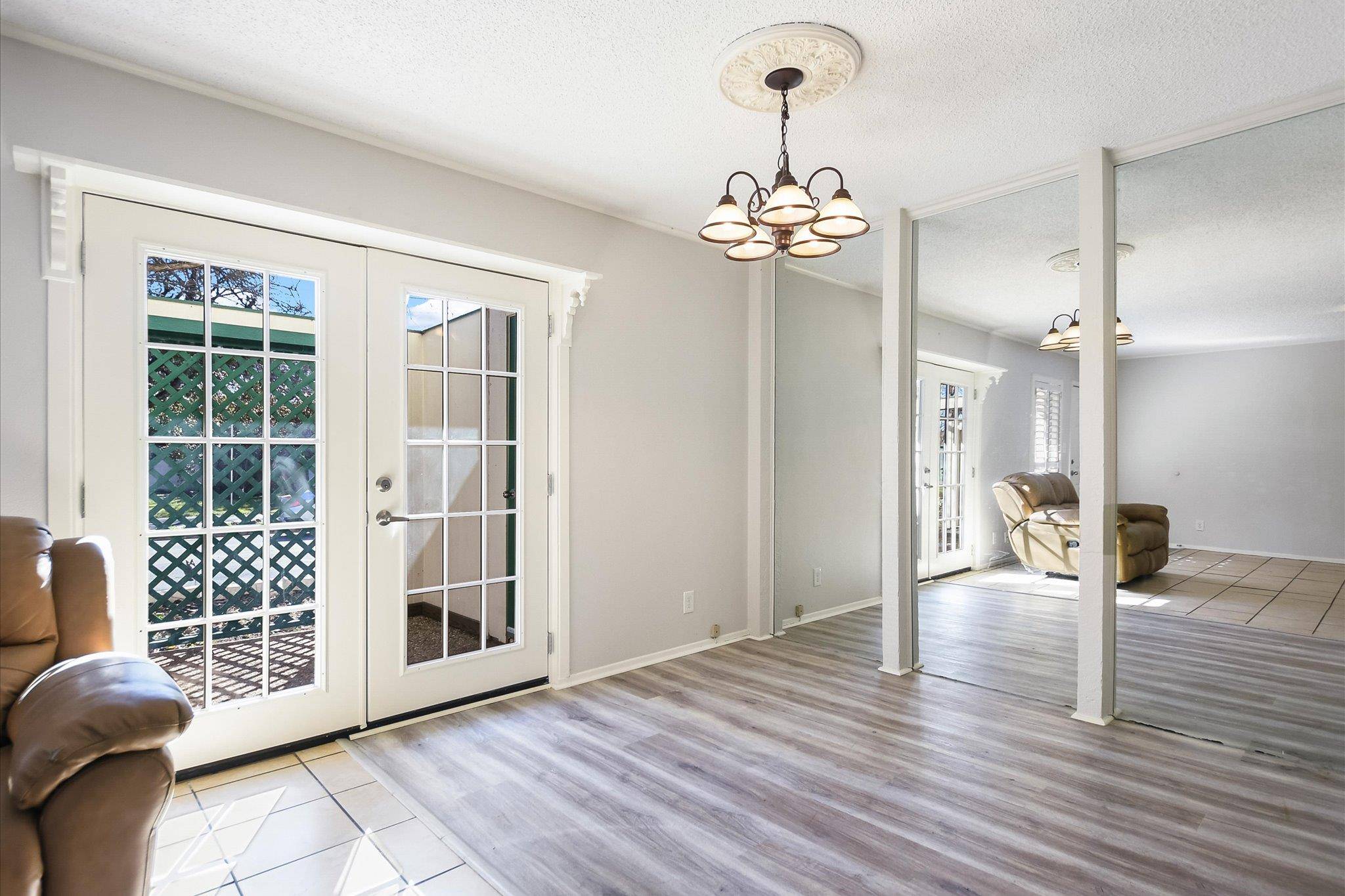 Austin, TX 78736,6718 Silvermine DR #201