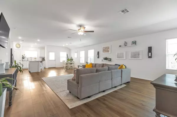 Hutto, TX 78634,408 Sebring CIR