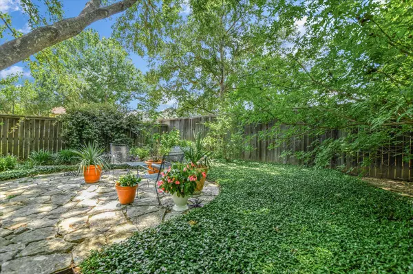 Austin, TX 78756,4010 Lewis LN