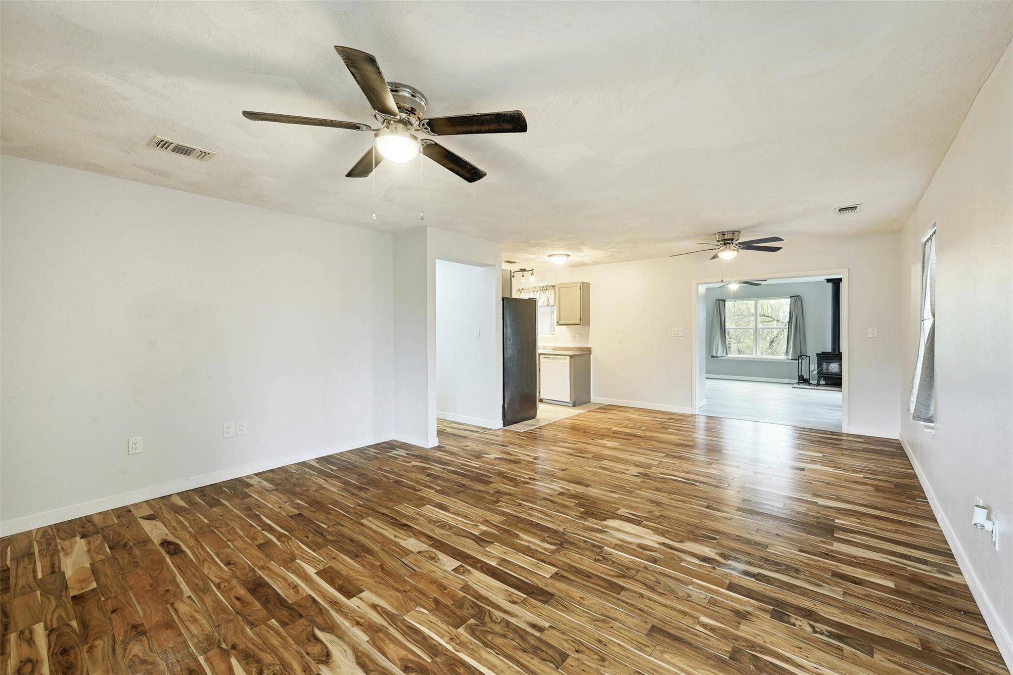 Marble Falls, TX 78654,122 County Road 343A