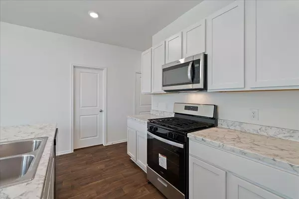 Bastrop, TX 78602,306 Azua PATH