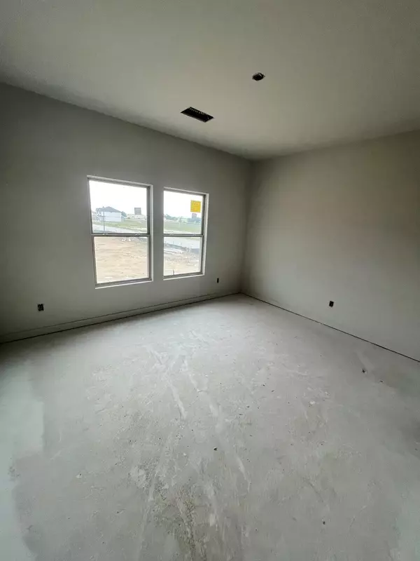 Jarrell, TX 76537,305 Memita RD